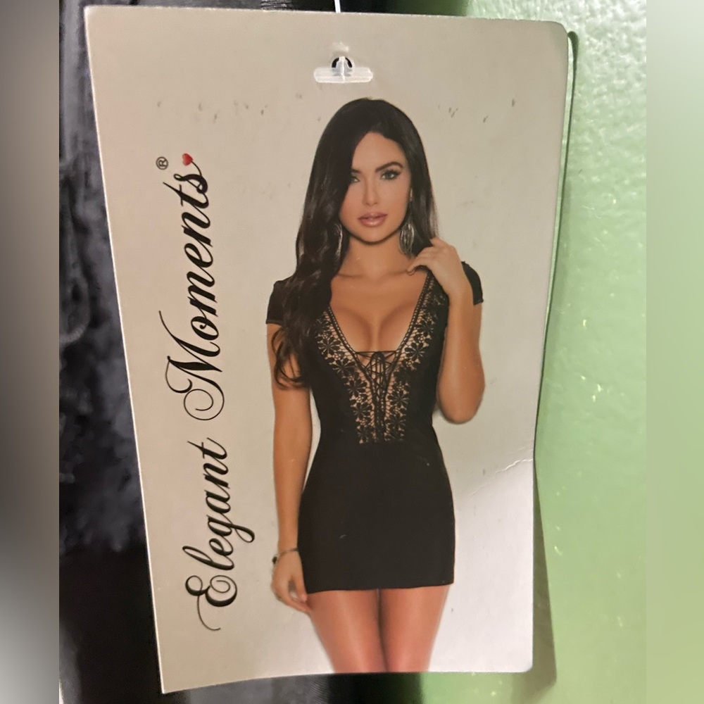 ELEGANT MOMENTS XL
NWT